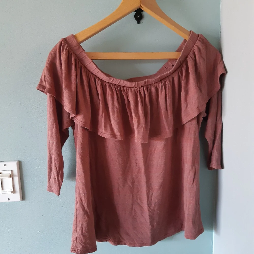 Red Blue Heathered Ruffled Top - Medium - Picture 2 of 3